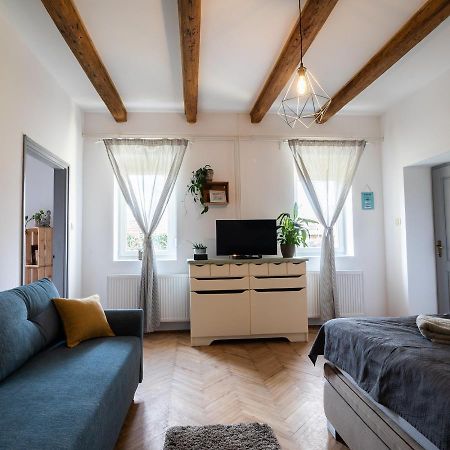 Апартаменти Milio Apartman Badacsony Бадаксонітьордемік Екстер'єр фото