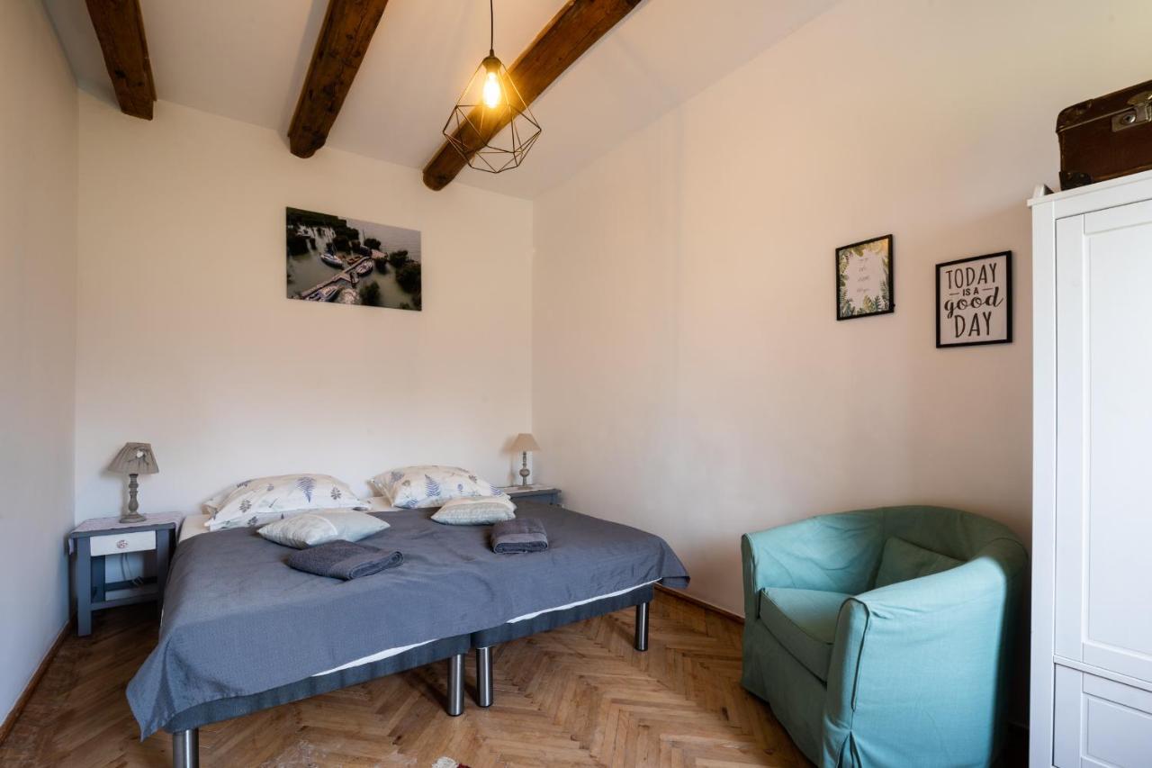 Апартаменти Milio Apartman Badacsony Бадаксонітьордемік Екстер'єр фото